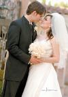 Sr. Samuel J. Fabre y Srita. Roberta Alicia Martínez Cárdenas contrajeron matrimonio en el templo Centro Cristiano Pacto de Gracia, el sábado 27 de mayo de 2006.


Estudio: Maqueda