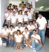 04092006 
 Jóvenes de la perparatoria de la Universidad Autónoma de La Laguna en visita a las instalaciones de El Siglo de Torreón