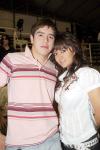 10092006 
Jorge y Arely.