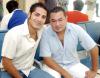 15092006 
Rodrigo Contreras y José Luis Ramírez viajaron a Cancún.