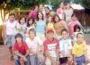 20092006
Grupo de amigos en pasada reunión celebrando el Día del Médico Veterinario.