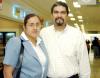 23092006 
 Juan Antonio Loya y su esposa viajaron  con destino a Tijuana