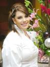 26092006

Por su próximo matrimonio, Anabel Dajlala Yáñez fue despedida de su vida de soltera con una estupenda fiesta pre nupcial, en la que recibió múltiples felicitaciones.