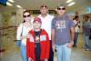 06102006 
La familia López Divella viajó a Panamá.