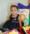 14102006 
La pequeña Luciana Estrada Negret captada el día de su tercer cumpleaños