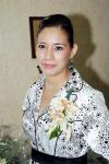 271002006 
Elizabeth Pérez Carrillo unirá su vida en matrimonio a la de Emmanuel Barajas Quiroga el próximo dos de diciembre y por ello, fue despedida de su soltería.