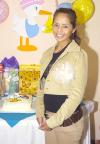 20112006
Juana María Hernández espera su primer bebé, motivo por el cual disfrutó de una fiesta de regalos.
