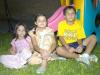 28112006
Soraya Marcos Siwady Espinoza festejó su octavo cumpleaños, acompañada de sus hermanos Carlos y Salma.