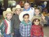 29112006
Hasta los niños fueron vestidos de vaqueros, ellos son Sebastián, Juan, Alex, Italia, Frida Sofía y Pamela.