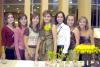 26112006 
Janeth Jabuba Soto Ayoub, al lado de sus amigas Laurel de la O, Lily Zúñiga, Marlene Montemayor, Ofir Fernández, Karol Ponce y Ana Villarreal.