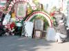 Como en todo el país, los fieles católicos laguneros rindieron tributo a la Virgen de Guadalupe, en una serie de festejos que llenaron de colorido y sabor las calles del centro de las ciudades y colonias populares.