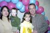 17122006
Ana Cecilia Rivera Cruz festejó su quinto cumpleaños, con una alegre reunión preparada por sus padres.
