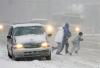 Una fuerte tormenta de nieve pasó por Colorado, provocando la cancelación de vuelos y el cierre de autopistas después de surcar las planicies y azotar a Nuevo México.