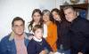 22122006 
Paulina con sus papás, Luis y Chacha, su hermano Luis y sus abuelitos, Marco Antonio Salmón y Silvia Villarreal.