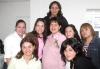 22012007
Cecilia Ramos, Marycarmen Flores, Martha Alicia Soto de Barro, Mona, Ximena y Elba acompañaron a Claudia Mijares de Barro en su fiesta.