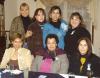 22012007
Sonia Fernández, Consuelo Flores, Gisela Monsalvo, Sandra, María Elena y Verónica junto a la festejada