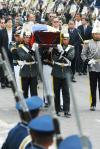 El presidente ecuatoriano, Rafael Correa, profundamente consternado y en una ceremonia celebrada en el Colegio Militar Eloy Alfaro, de Quito, renovó su juramento de 'recuperar la patria'.