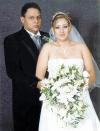 Sr. Guadalupe Marcos Silva Hidrogo y Srita. Edith Georgina Castillo Hurtado contrajeron matrimonio en la Catedral de Nuestra Señora del Carmen, el 27 de octubre de 2006.