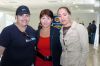 25022007 
Cande Facio viajó a Los Ángeles, la despidieron Cecy Martínez y Marlene Romo.