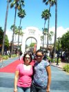 Adriana y Lucy Rodriguez Paseando por estdios universal en Hollywood Ca 9-2-07