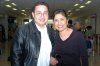 11032007 
Héctor Avendaño viajó a la Ciudad de México, lo despidió Leonor Peza.