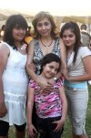 28032007
Liliana Estrella Rivera con sus hijas Mariana, Lily y Victoria