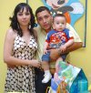 250320087
Dan Villarreal Ruiz cumplió un añito de vida y fue festejado por sus padres, Dan y Ana Cecilia Villarreal.
