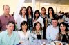 Mary Pili Cabranes de Ortueta, Juan Ortueta, Manuel Villegas, Rocío Cabranes, Marisela Iriarte, Vivis García, Cony Valdéz, Paola y Andrea Ortueta.