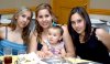 12042007
Ana Érika, Samantha y Scarlett Fernández Campa y la pequeña Sofía Gómez Fernández