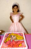 14042007
Como una princesita, Karen Yuridia Hernández festejó su cuarto cumpleaños