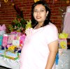 22042007
Cecilia de Uribe espera su primera nenita, motivo por el cual disfrutó de una fiesta de canastilla.