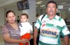 21042007
Manuel Muñoz viajó a Tijuana, lo despidieron Sonia y Alejandro