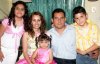 28042007
Salvador Mariscal Murra junto a sus padres, Salvador Mariscal Mendoza y Lorena Murra de Mariscal