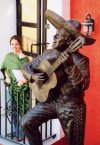 Homenaje a Pedro Infante
Ruth Isaís Antuna, María Elisa Garagarza de Madero,  María Luisa Berrueto de Pérez, Gabriela Nava, Antonio Burillo y Carlos Jalife García.