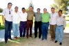 04052007
Jesús Sotomayor Hernández acompañado de Arturo Braña, Demetrio Zúñiga, Sergio Soto, José Luis Villarreal, Miguel de los Santos y Fernando Sotomayor.