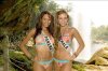 La representante a Miss Universo 2007 de Guatemala, Alida Boer, posa durante su visita a las cataratas de Misol-Ha.