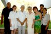 06052007
Don Ramón y doña Martha Soto acompañados de sus hijos Francisco, José, Rosina, Patricia y Maru.