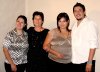 06052007
Jesús Quezada Pérez con sus hijas Maru, Juanis, Margarita y Lupita Quezada Valenzuela, en el festejo que le ofrecieron con motivo de su cumpleaños.