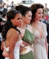 Las actrices Andie MacDowell (I), Gong Li (C) y Kerry Washington (D), a su llegada