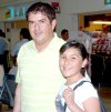 18052007
Carlos y Liz Magallanes viajaron a Tijuana
