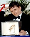 La surcoreana Do-Yeon Jeon gana el premio a la mejor actriz en Cannes.