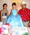 27052007
Con una piñata fue festejada en su cumpleaños Alondra Briones Hernández.