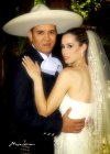 Srita. Fabiola Zepeda Loya el día de su boda con el Sr. Manuel Villegas Ramírez.

Moran
