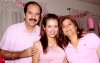 03062007
Sonia Sanz Torres cumplió 21 años de vida y sus papás, Alejandro Sanz Cortina y Sonia Torres de Sanz, le organizaron una fiesta en rosa.
