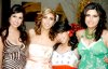 08062007
Maribel, Alejandra y Vanessa Barajas Trigo junto a su hermana Mayela.