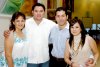 04062007
Liz Arroyo, Omar Castro, Armando Barrón y Marcela Oyervides.