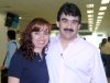 04062007
Francisco Esquivel viajó a Tijuana, lo despidió Gabriela Cantú de Esquivel.
