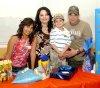 13062007
Fernando Corral de la Mora con sus padres, Luis Corral y Pamela de la Mora de Corral.