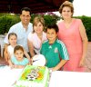 14062007
Ricardo Ventura Pérez en su fiesta de cumpleaños, lo acompañan sus papás Ricardo y Marisol Ventura, hermanas Carol y Ana Paula y su abuelita Marisol.