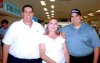 14062007
Adolfo Aldaba, Bertha Calvillo y la pequeña Natalia Medina viajaron a Baja California.